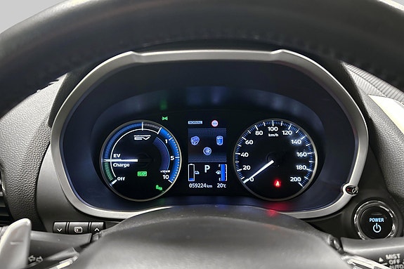 Mitsubishi Eclipse Cross 17 of 25