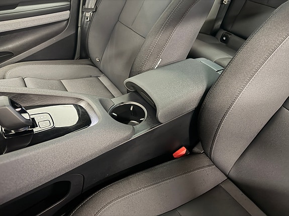 Polestar 2 24 of 30