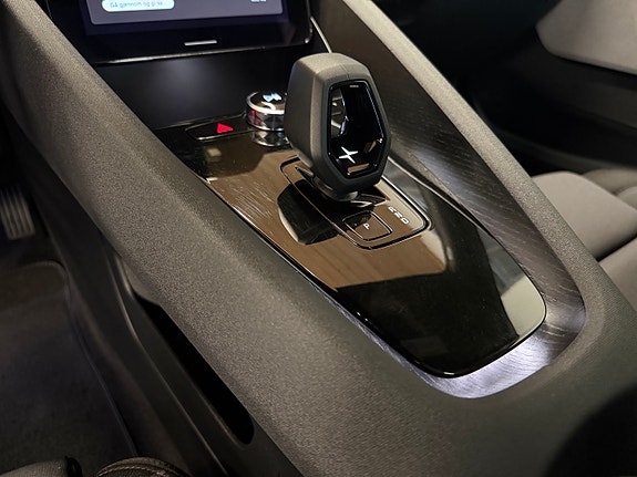 Polestar 2 25 of 30
