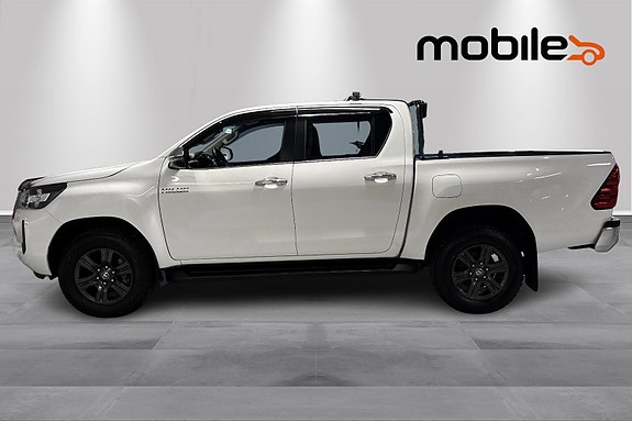 Toyota HiLux 20 of 24