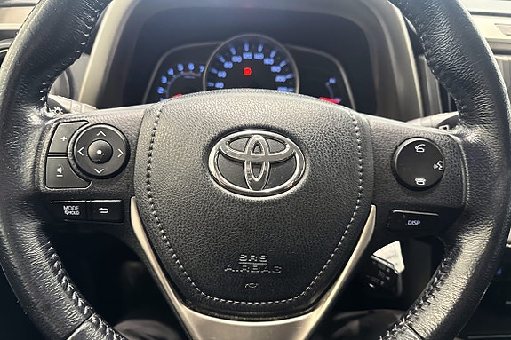 Toyota RAV4 10 of 22