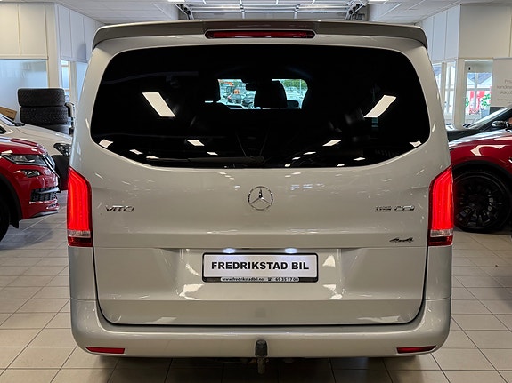 Mercedes-Benz Vito 3 of 30