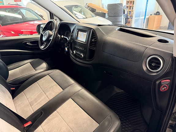 Mercedes-Benz Vito 25 of 30
