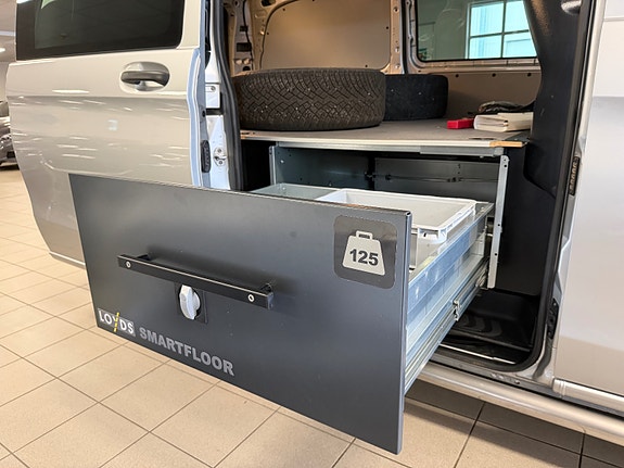Mercedes-Benz Vito 23 of 30