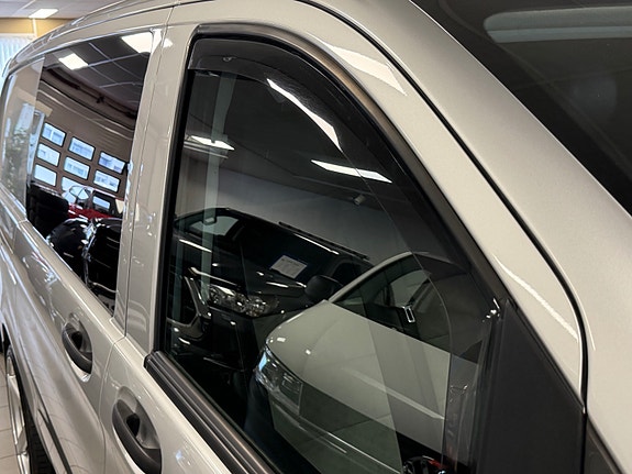 Mercedes-Benz Vito 14 of 30