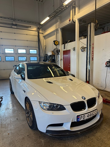 BMW M3 3 of 19