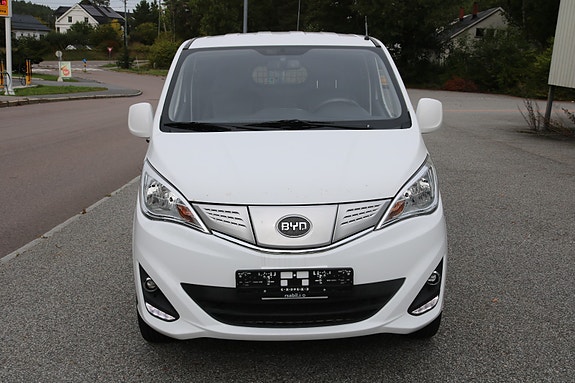 BYD eTP3 9 of 30