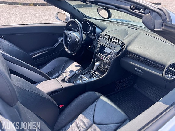 Mercedes-Benz slk 27 of 30
