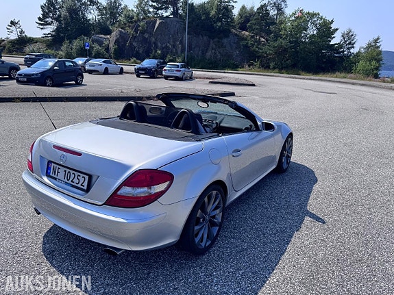 Mercedes-Benz slk 14 of 30