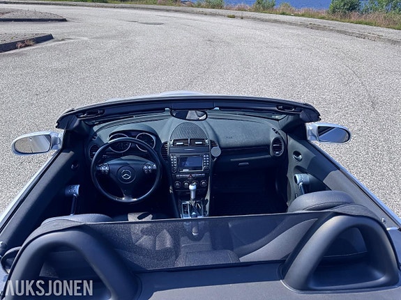 Mercedes-Benz slk 28 of 30