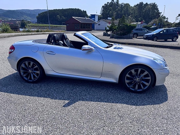 Mercedes-Benz slk 12 of 30