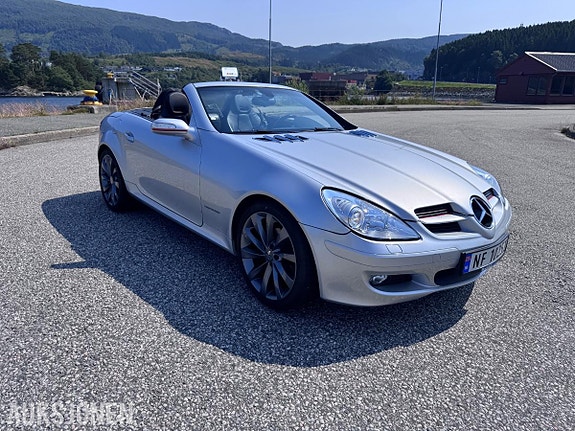 Mercedes-Benz slk 3 of 30