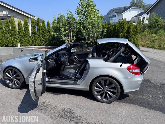 Mercedes-Benz slk 22 of 30