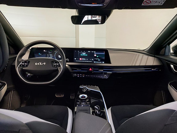 Kia EV6 27 of 30