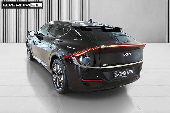 Kia EV6 8 of 30