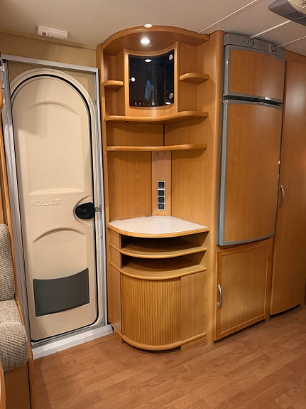 KABE 590 Royal XL /alde/Markise /Køye/Batteripakke/fortelt/Aircondition/Fukttest/Finans 22 of 30