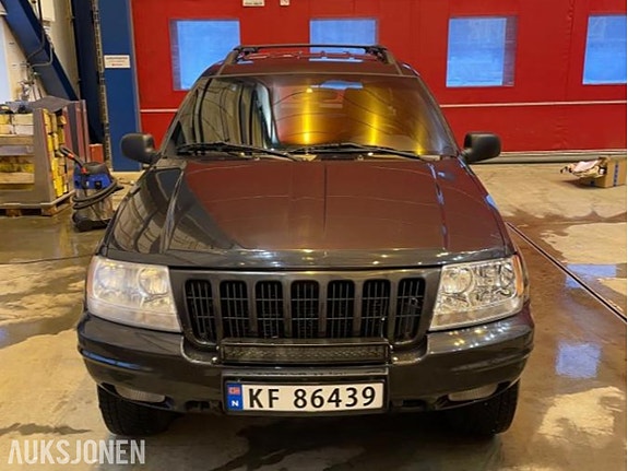 Jeep Grand Cherokee 2 of 30