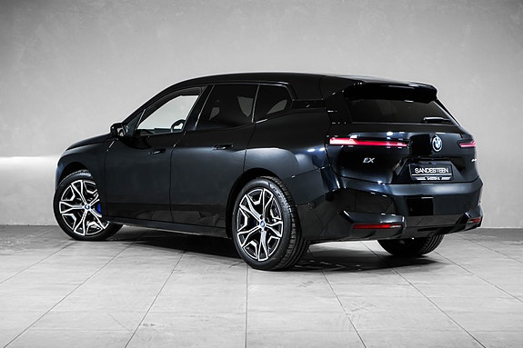 BMW iX 5 of 29