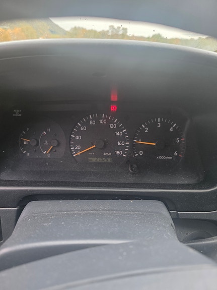 Toyota HiAce 4 of 16