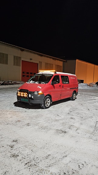 Toyota HiAce 15 of 16