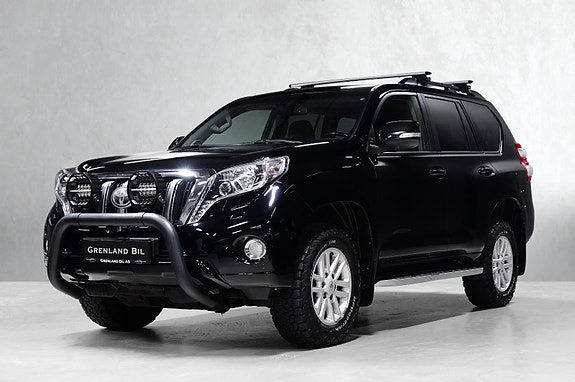 Toyota Land Cruiser 10 of 30