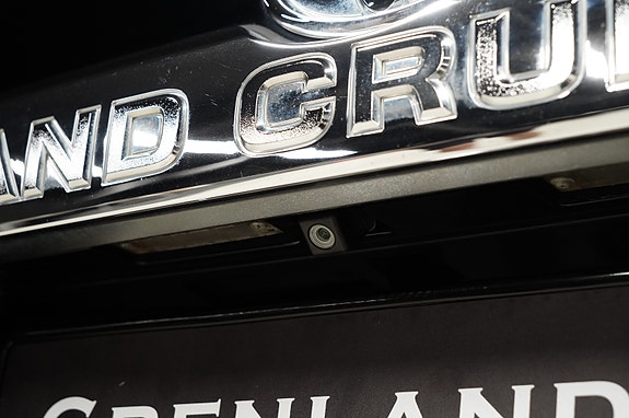 Toyota Land Cruiser 17 of 30