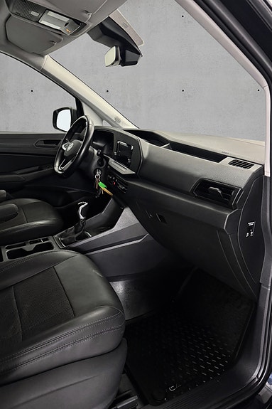 Volkswagen Caddy Maxi 15 of 30