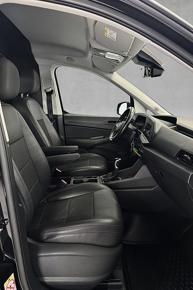 Volkswagen Caddy Maxi 14 of 30