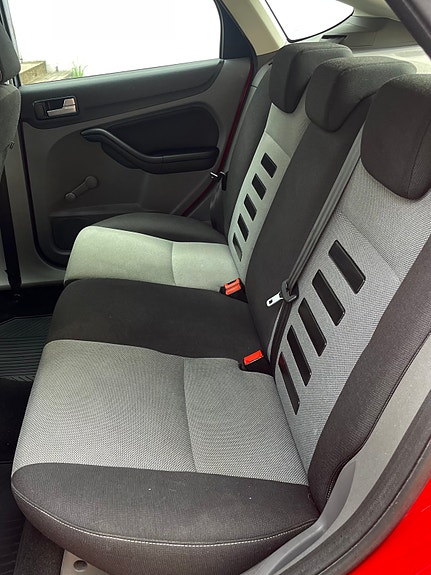 Ford Focus 27 of 28