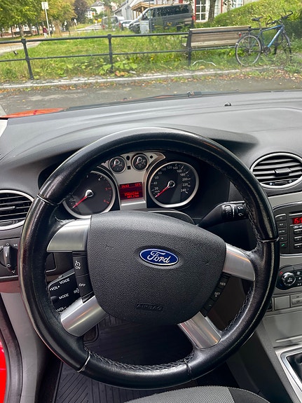 Ford Focus 22 of 28