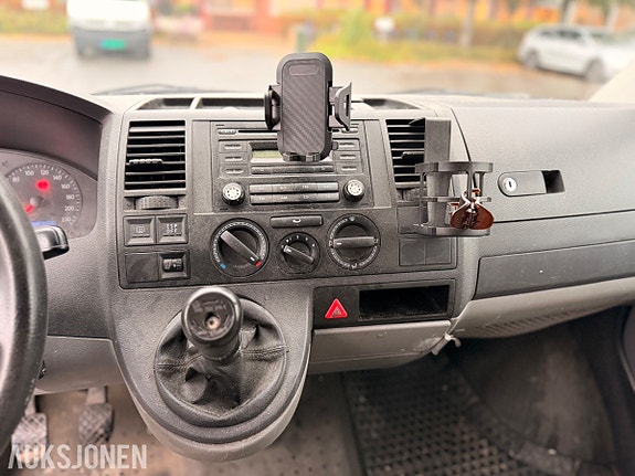 Volkswagen Transporter 18 of 30