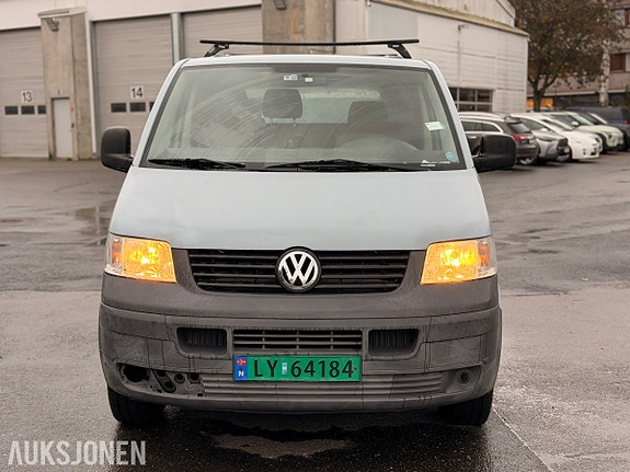 Volkswagen Transporter 2 of 30