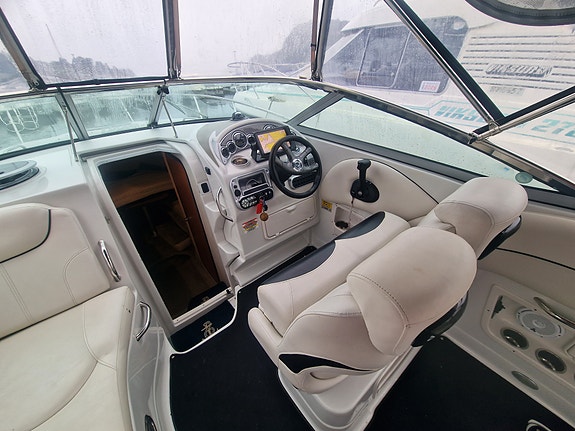 BM-184 Crownline 250 CR 2009,Mercruiser QSD 4,2 l 320 hk motor.  Ca 520 timer. 3 of 30