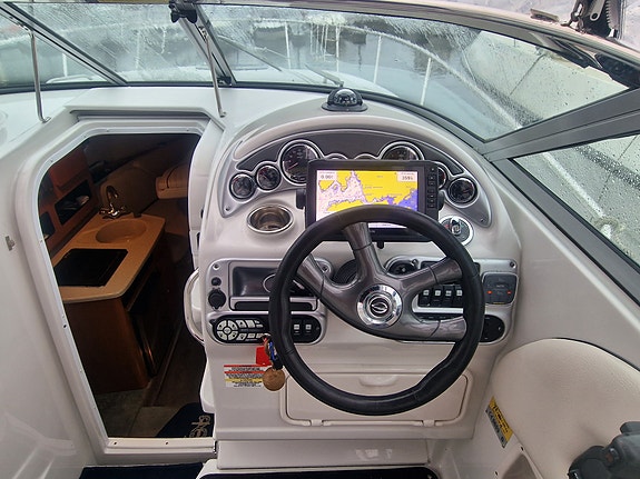 BM-184 Crownline 250 CR 2009,Mercruiser QSD 4,2 l 320 hk motor.  Ca 520 timer. 8 of 30