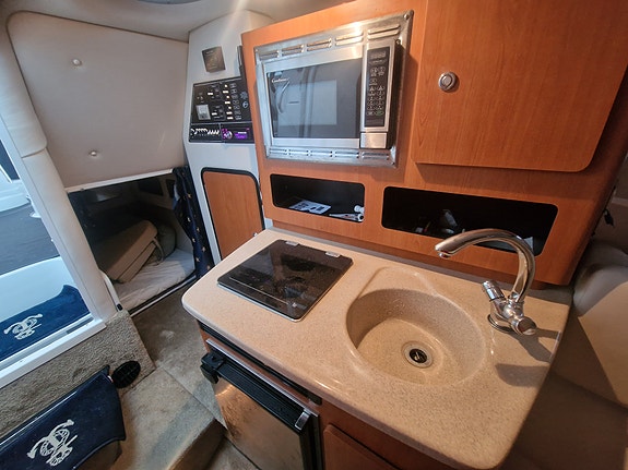 BM-184 Crownline 250 CR 2009,Mercruiser QSD 4,2 l 320 hk motor.  Ca 520 timer. 18 of 30