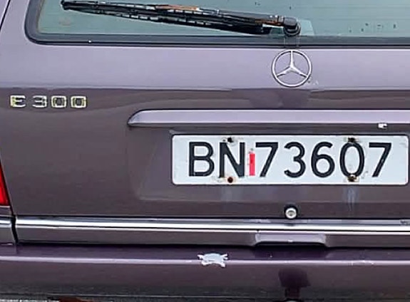 Mercedes-Benz E300 18 of 18