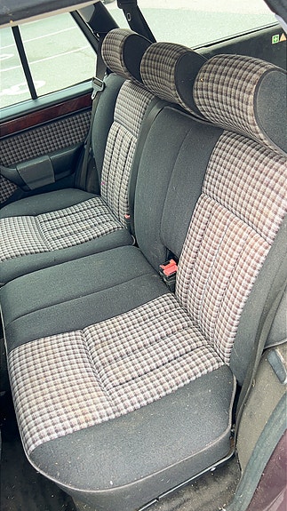 Mercedes-Benz E300 7 of 18