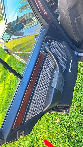 Mercedes-Benz E300 13 of 18