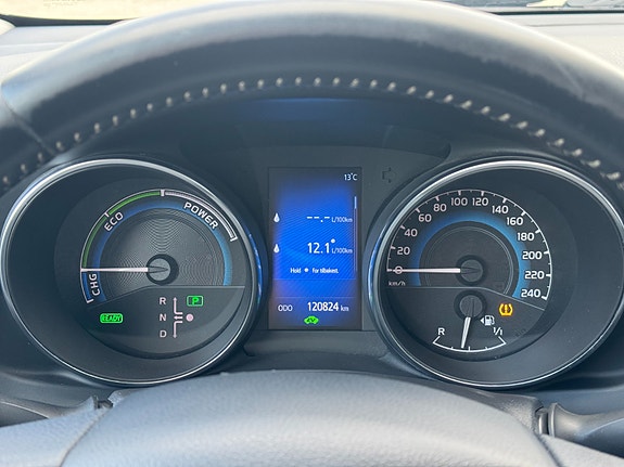 Toyota Auris 16 of 30