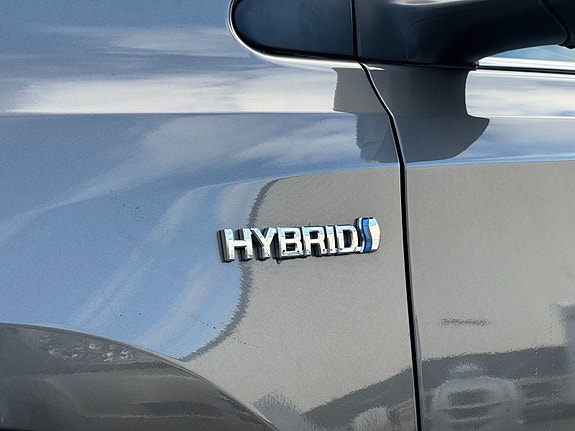 Toyota Auris 14 of 30