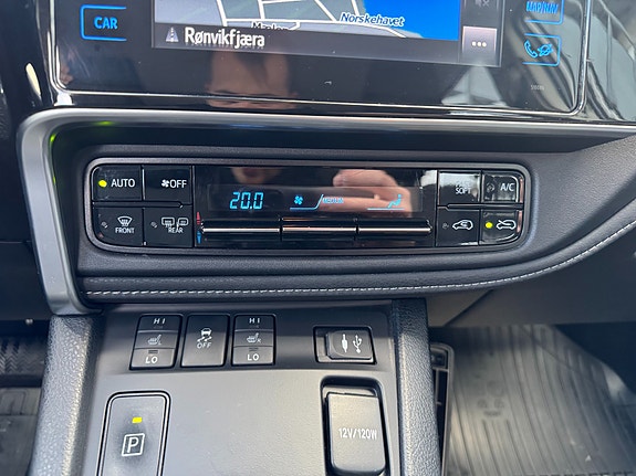Toyota Auris 21 of 30