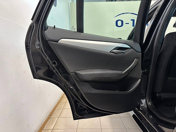 BMW X1 20 of 30