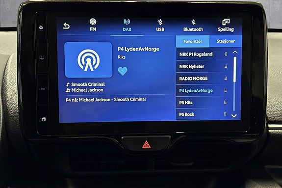 Toyota Yaris 19 of 27