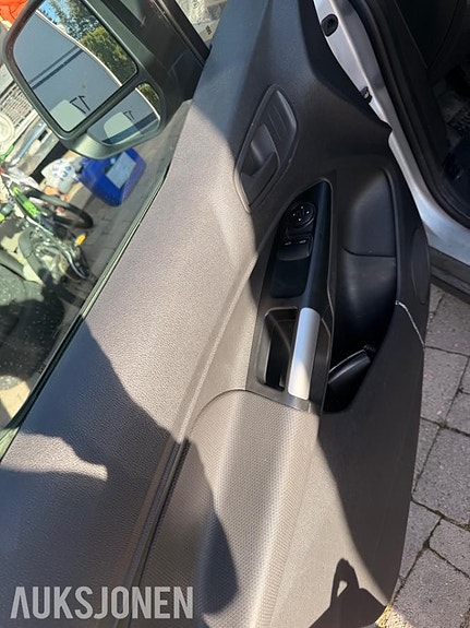 Ford Connect 15 of 16