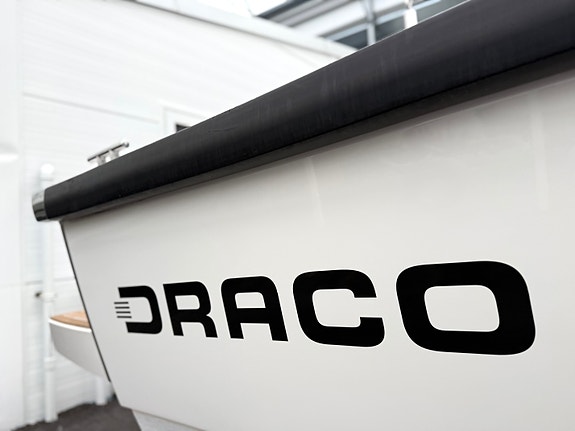 Draco 22 RS m/ Yamaha F150. Èn eier. Kun 105 timer. Strøken. Lagring inkludert! 14 of 25