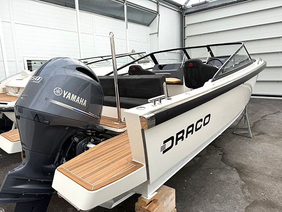 Draco 22 RS m/ Yamaha F150. Èn eier. Kun 105 timer. Strøken. Lagring inkludert! 2 of 25