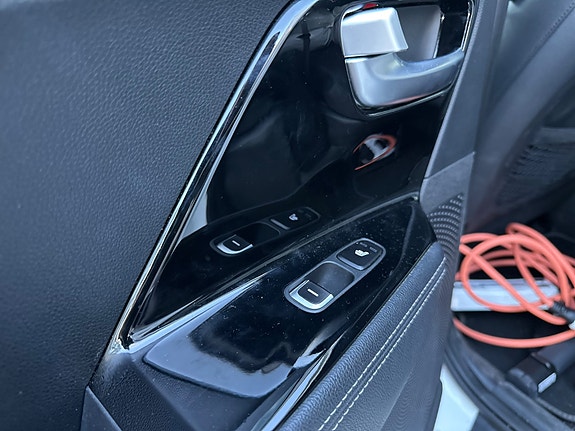 Kia e-Niro 16 of 30