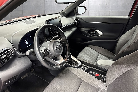 Toyota Yaris Cross 10 of 30