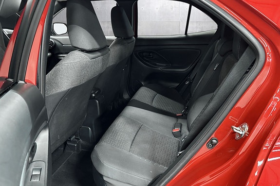 Toyota Yaris Cross 16 of 30