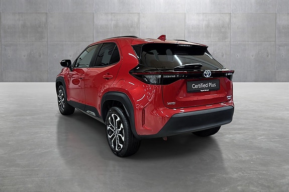 Toyota Yaris Cross 3 of 30